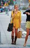Margot-Robbie-casual-style-653x1024