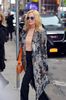 Margot-Robbie-Out-in-NYC--03-662x994