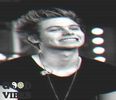 《♌™　✦;❥.》.; Mănânc Mars că vreau ceva dulce și nu am ce :) =)) tu? -Tedds. -