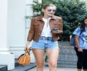 ╰　·▪∎　ƨƨɘlɘɿɒɔ`; Și ia uite ce pustiu e pe aici. :) După ce că sunt la doi pași de