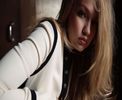 ╰　·▪∎　ƨƨɘlɘɿɒɔ`; Da ? Hai fă o demonstrație, du-te până la bucătărie să îmi aduci și mie ceva dulce