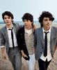 profiles_JonasBrothers102_1008_749990_media_xlarge