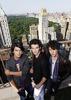 profiles_JonasBrothers103_3102_794817_media_xlarge