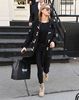 hailey-baldwin-shopping-at-what-goes-around-comes-around-in-new-york-01-16-2017_5