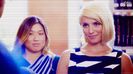 - *se intoarce dupa ce-l conduce pe Alex spre masina* Azi ce facem?