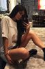 Kylie-Jenner-Instagram-2017-03-11_L25VN1RLdUFGbHBNWG5FZ2lmejZ1LWlLSXBYaz0vNDJ4MDo0MzN4NTg3LzY0MHgwLz