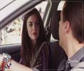 ┇» (când ajunge pe acolo se uită după ea şi o vede) Hanna! (merge -