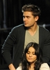 vanessa-hudgens_net-hopeforhaitinow-22jan09-005