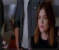 ┇» (ridică uşor ambele sprâncene, dă să spună ceva, dar se opreşte şi se uită la el) Jason.. -
