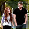 miley-cyrus-super-bowl-smiley