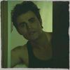 ╬┇ #intru in bar si merg catre barman asezandu-ma pe scaun si cer un pahar pentru mine si unul