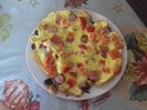 Omletă cu cârnăciori și ardei kapia