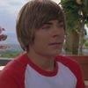 Si apoi au aparut Ian si Derek imbracati in femei...blonde chiar...si fardati =)))) Si s-a ruinat