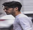 — Tipei ce categoric nu se afla cu picioarele pe pamant, plictiseala ce imi determina