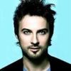 Il ador pe Tarkan.Este un tip superb,cu o voce de aur,si ii ador toate melodiile,care desi sunt