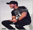 ▬ ❝Buna, buna! Vrei o guma? Nu e mentolata, dar e buna. Ii da-i