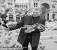 - Mă scoți la pr#odus??? =)))))) *dă din umeri și râde*