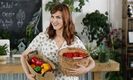 Sara Rue-Vikki George