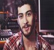 — Orice altă circumstanță oferită de ambientul barului în acele clipe se evaporase, dispăruse