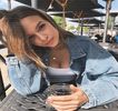 — Şi că el izbutise a se trezi înaintea sa. Înainte de a-i oferi un răspuns, ochii i se între-deschi