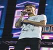 — Pentru care ar trebui să-i ofere explicaţiile dorite, căci nu se aflau într-o relaţie comună,