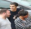 — Aflat în așteptarea unui posibil răspuns, acompaniat de o rapiditate dorită, privirea și-o