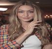 — Tr-o baie a unui avion, chit că era vorba de Zayn, însă dorinţa anticipată a acestuia o impulsio-