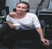 — Brunet în clipa în care privirile li se întâlnesc întâmplător, lucru care însă nu constituie