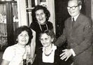 1969.11.23 BUC., MARIA ZAINESCU SI COPIII EI RODICA, VICTORIA SI COSTEL