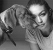 —  La tine dacă..ştii tu.. vrei să facem ceva?” deşi dă frâu liber acelei întrebări, nu-i oferă