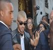 — Sincer, n-am de gând să fiu un adevărat cretin şi să profit de faptul că un joc te-a făcut