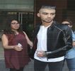 — Început chiar de către ea, răspunzându-i deci în aceeaşi manieră. Seriozitatea lui persistă