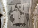 1963 După slujba de la biserica Sf Mihail împreuna cu tatăl meu Albert și sora Edith
