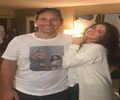 — Își încrucișează brațele la piept atunci când îl aude pe William și ridică ambele sprân-