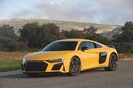 2020-audi-r8-coupe-front-angle-view-carbuzz-497195-1600