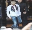— Travis. Cheia se afla deja în broască datorită părăsirii locului cu aproape jumătate de