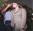 —  Când partea frontală a corpului îi revine faţă în faţă cu cea a acesteia, la fel întâmplându-se