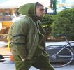 — Fără prezenţa vreunei încruntări sau vreunui zâmbet, ce ar fi existat în mod normal într-o