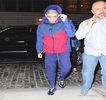 — Felul în care blonda se întoarce spre o cu totul altă alegere vocală, îi cauzează lipirea