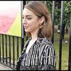 ━ care Hardin dorește să o inițieze în cel mai amiabil mod posibil o face doar să își revină