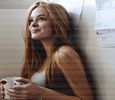 ━ Își ridică privirea spre Gerald, asociindu-i chipul cu numele. Se înroșise puțin în obraji,