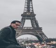 ̷͡︽.　· haotic prin vene. Mâna i se dezlipește de pe tejghea pentru a da curs ofertei lui