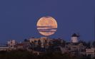 Luna plina in Pesti - Grecia