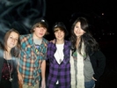 Justin-s-Mom-Christian-Justin-and-Selena-Gomez-justin-bieber-8955436-600-450