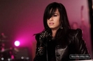 demi-lovato-Remember-December-demi-lovato-8960734-400-266