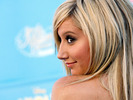 ashley-tisdale-400ds0824