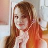 • crawlingback2me got Debby Ryan.