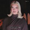 ،08.11 Ꜥℐẹṇṇẹṛ on ²¹⳽ep in Milan, Italy; attends the Bottega Veneta SS25 show.