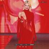 ،01.12 Ꜥℐẹṇṇẹṛ on ²³⳽ep in Paris, France; at the L’Oréal Paris Fashion Show.
