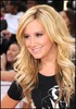 ashley-tisdale-ready-for-holidays-photos